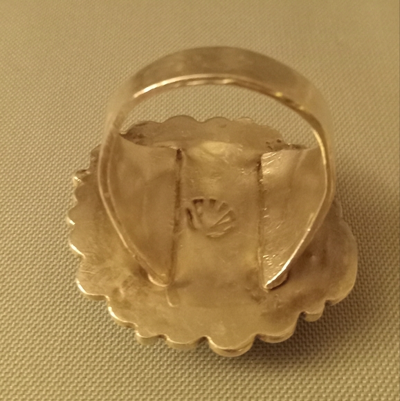 Turquoise and Sterling  Ring Native American Signed sz 11.5 1970's Boho Jewelry - Picture 2 of 7